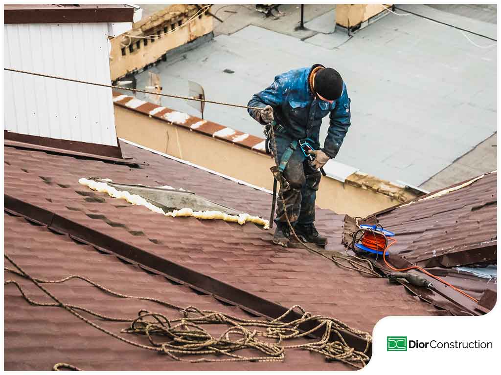 How to Perform a Proper and Safe Roof Inspection After a Storm