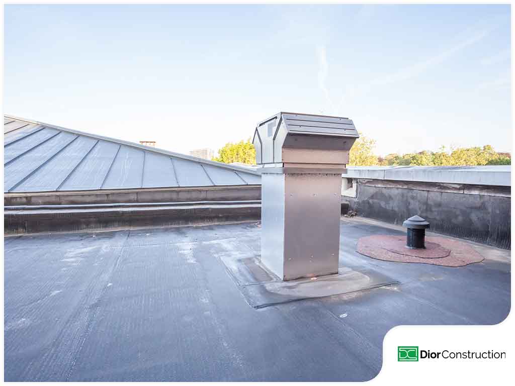 4 Warning Signs To Watch Out For In Your Commercial Roof